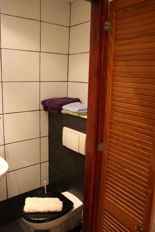 Koperen Keteltje Bed & Breakfast Nieuwstadt Bagian luar foto