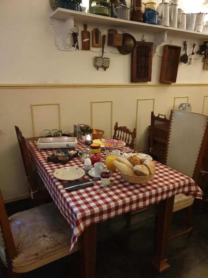 Koperen Keteltje Bed & Breakfast Nieuwstadt Bagian luar foto
